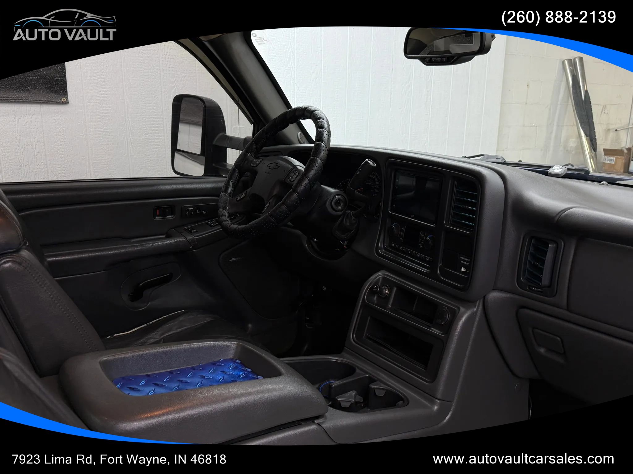 Used 2004 Chevrolet Silverado 1500 LT w/ Light Duty Power Package AWD/4WD image 10