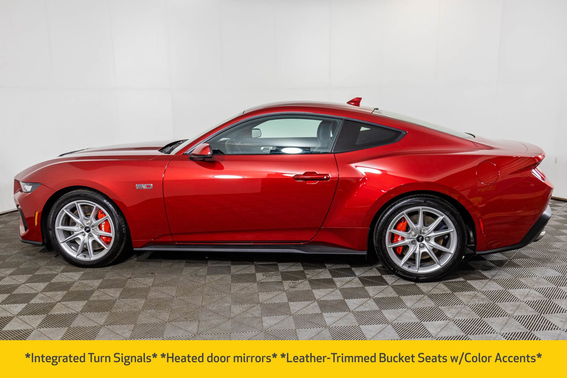 Used 2024 Ford Mustang GT Premium image 15