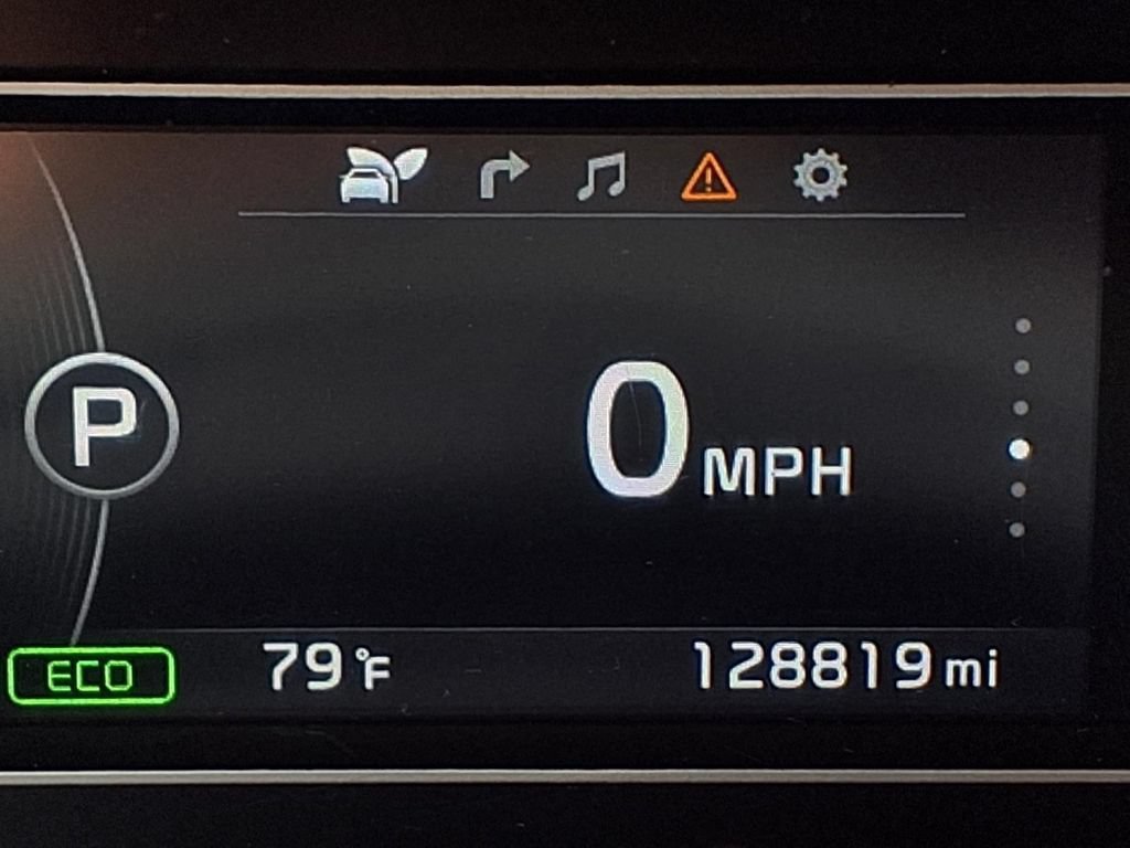 Used 2017 Kia Niro FWD image 14