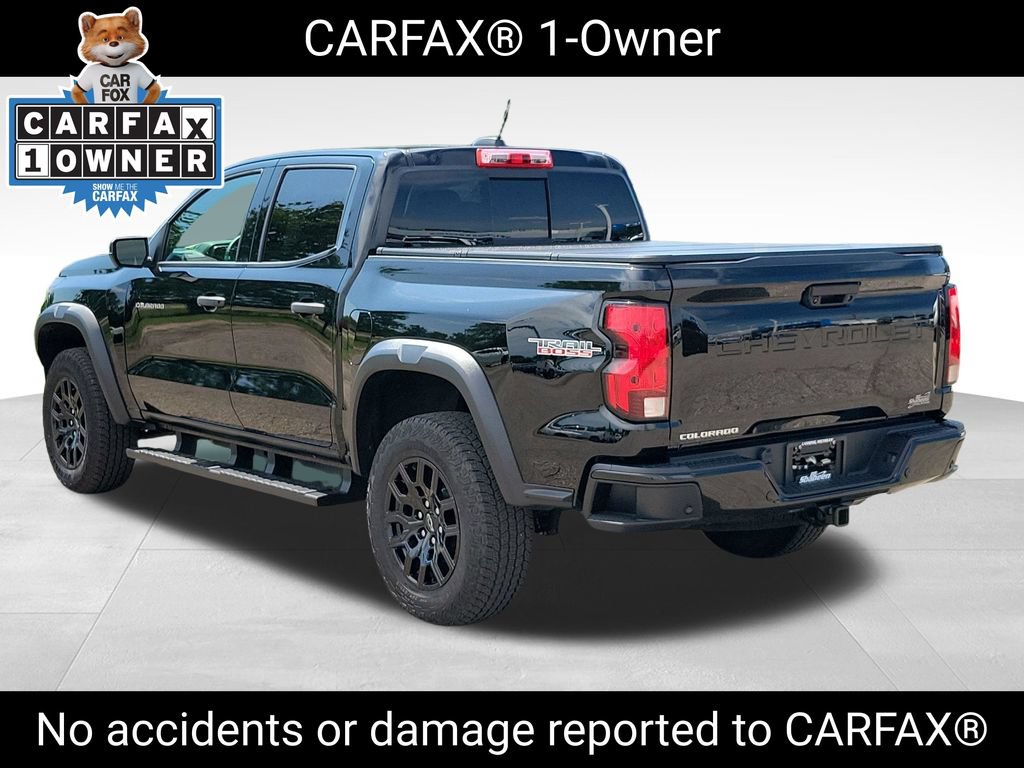 Used 2024 Chevrolet Colorado Trail Boss w/ Technology Package AWD/4WD image 4