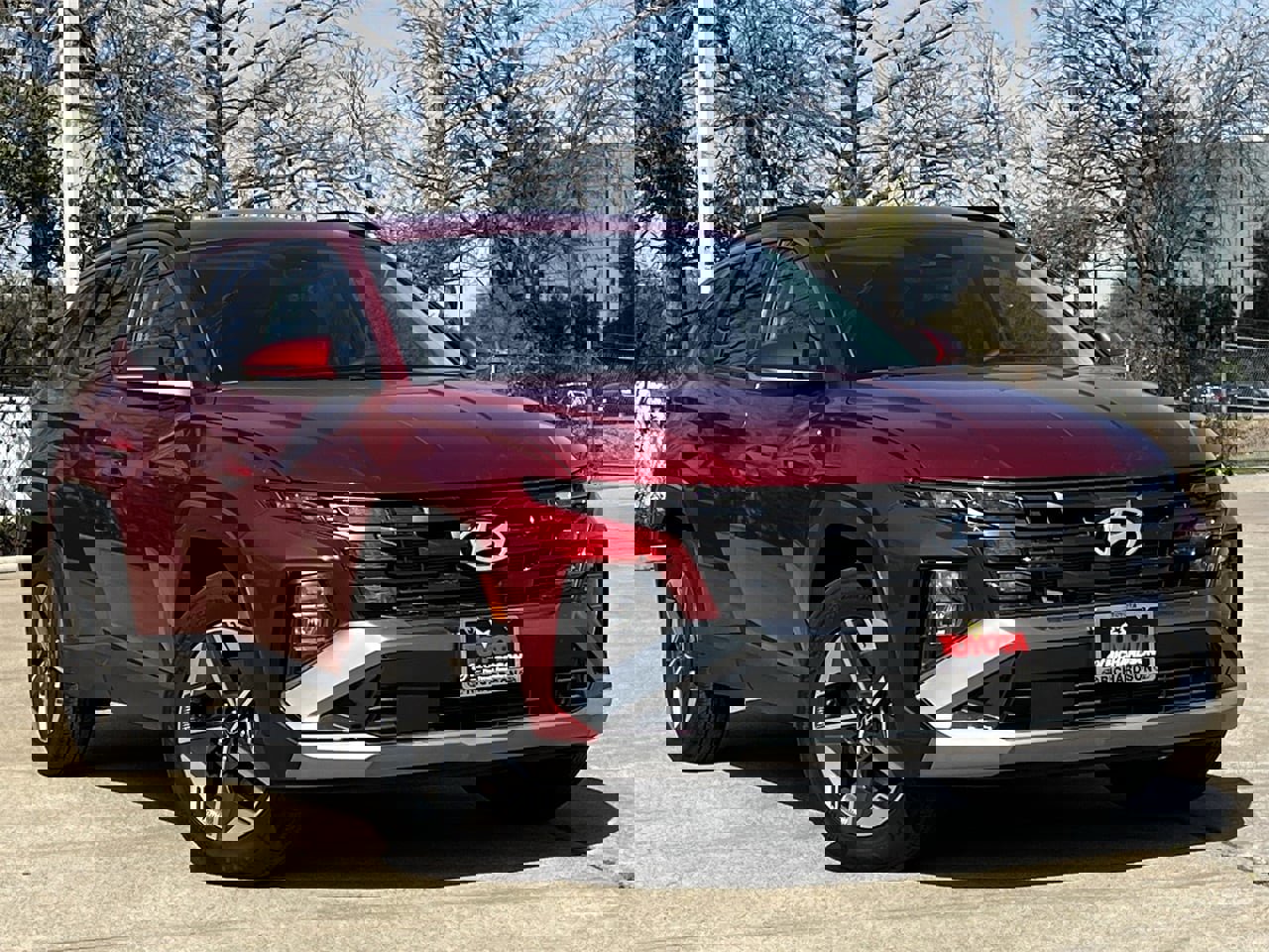 Used 2025 Hyundai Tucson SEL image 2