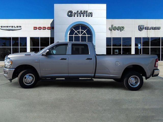 Used 2022 RAM 3500 Tradesman w/ Chrome Appearance Group image 10