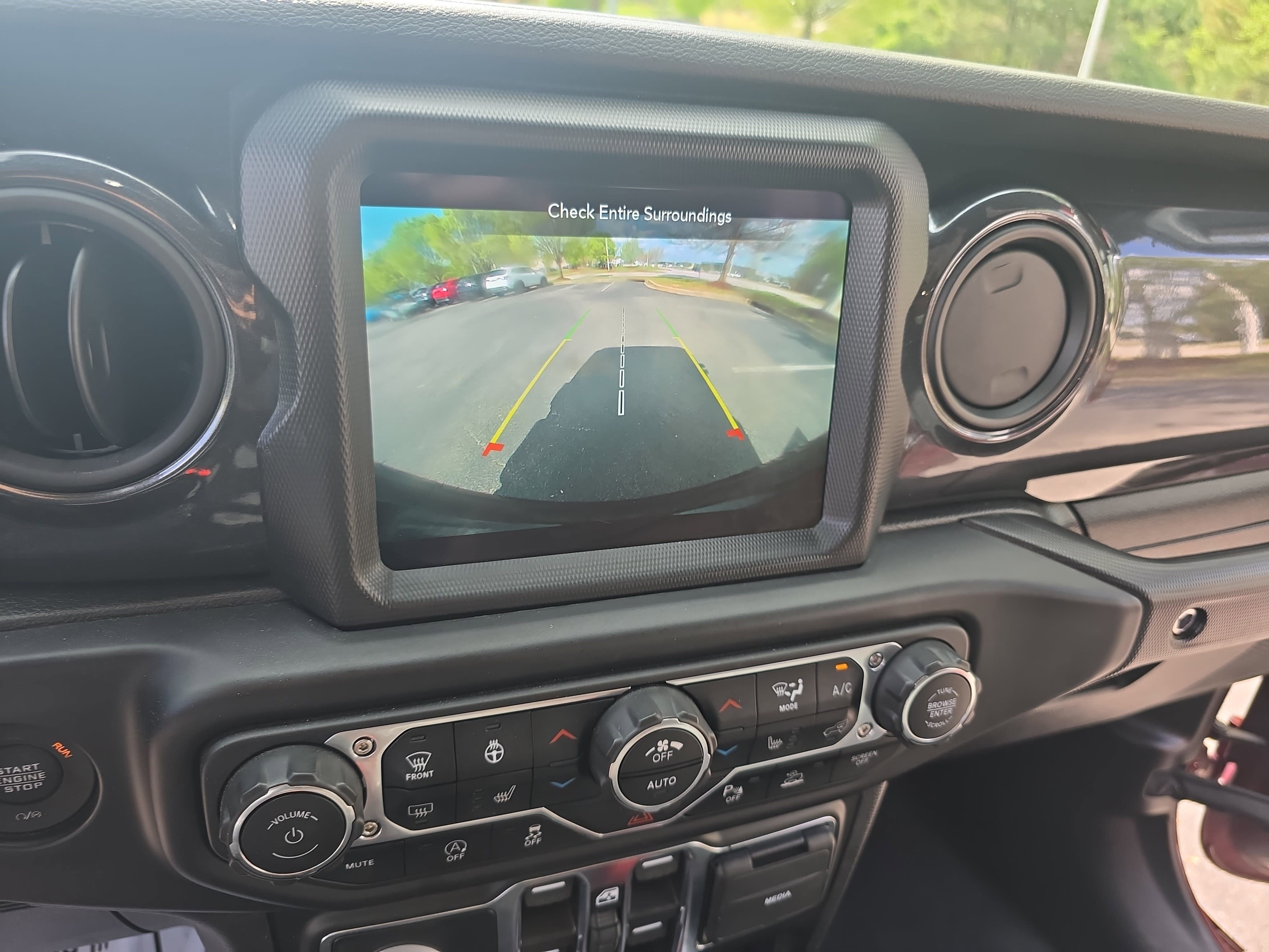 Used 2022 Jeep Wrangler Unlimited Sport image 24