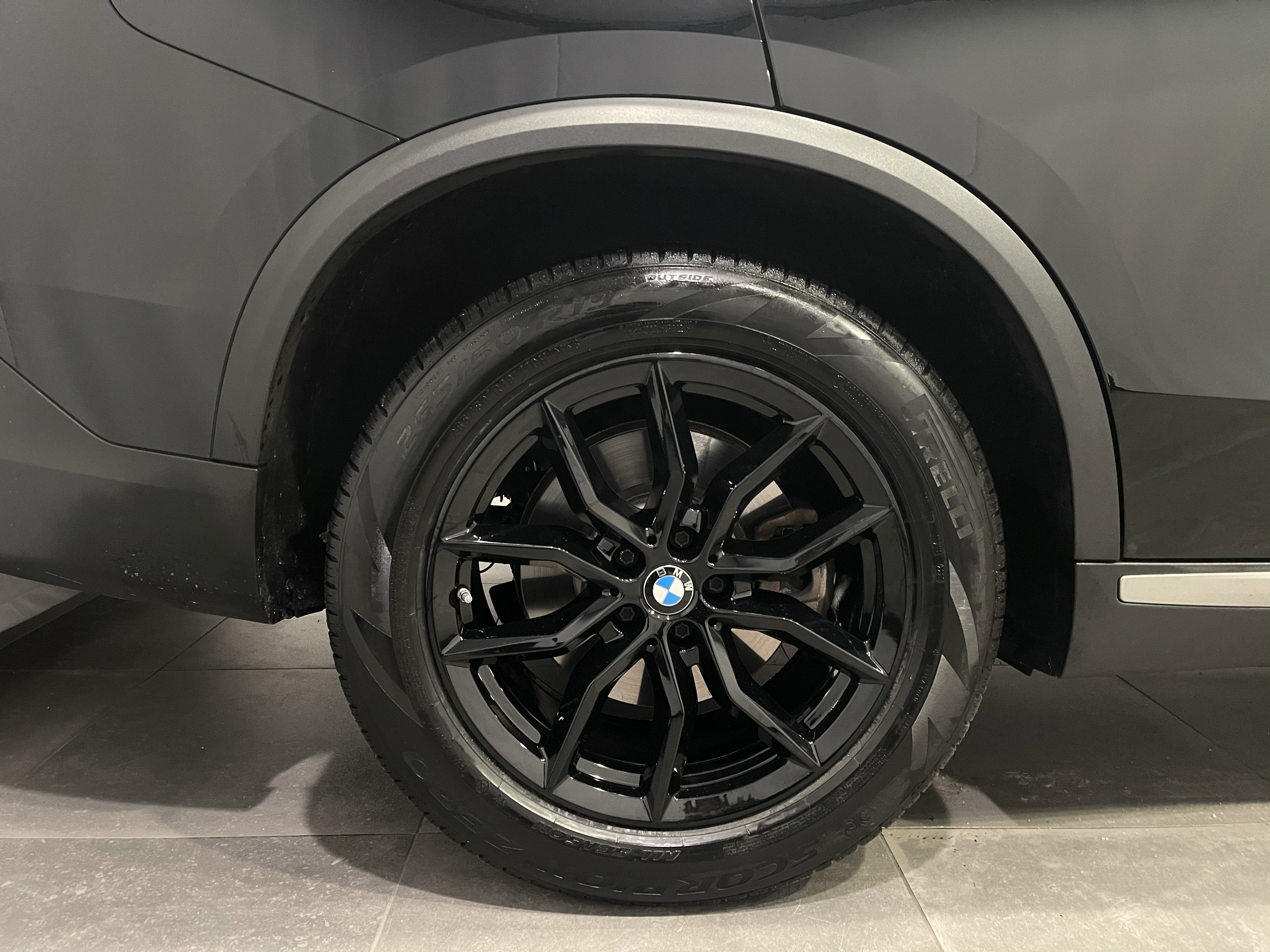 Used 2023 BMW X5 xDrive40i w/ Premium Package image 10