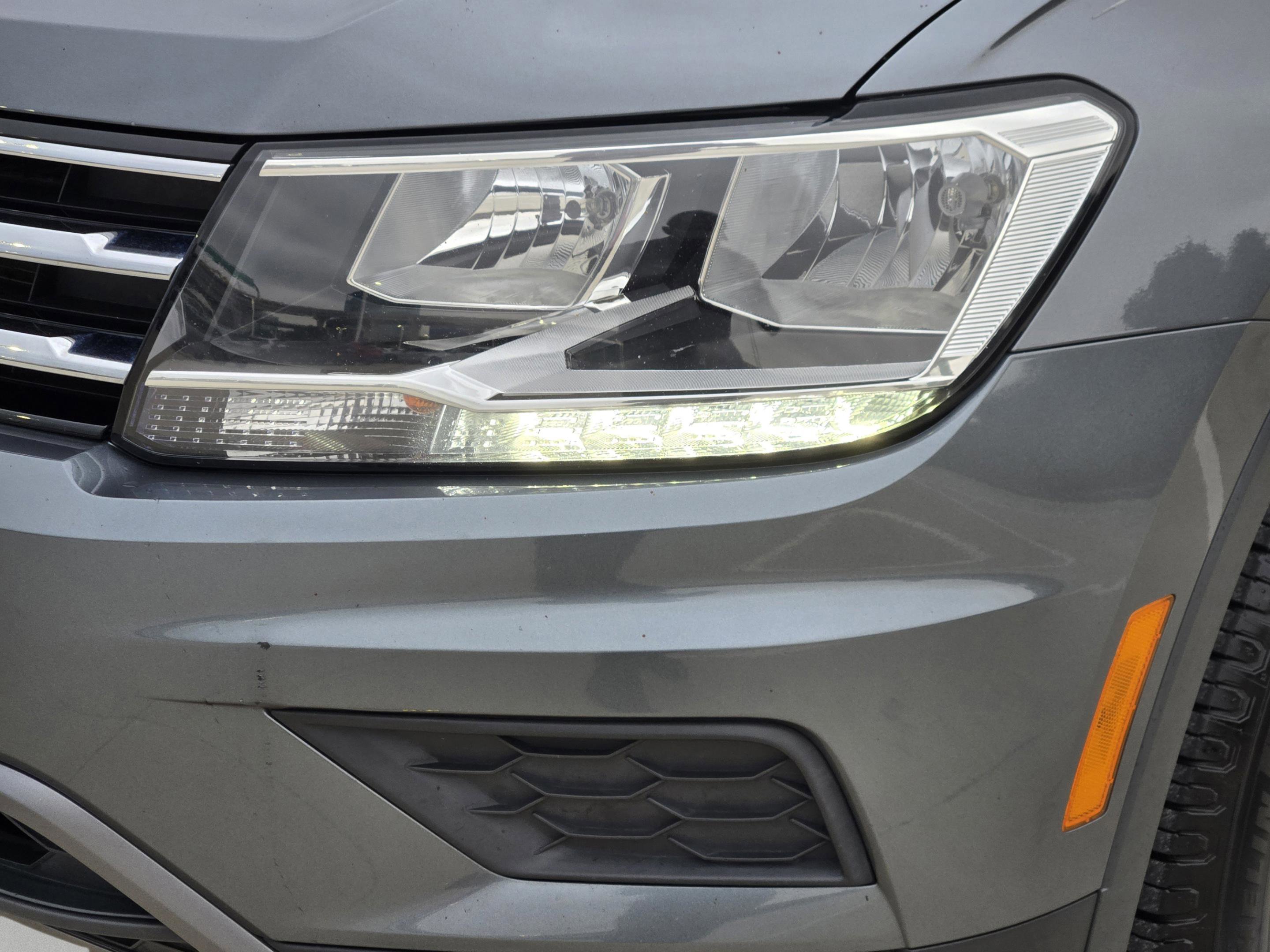 Used 2021 Volkswagen Tiguan S FWD image 28