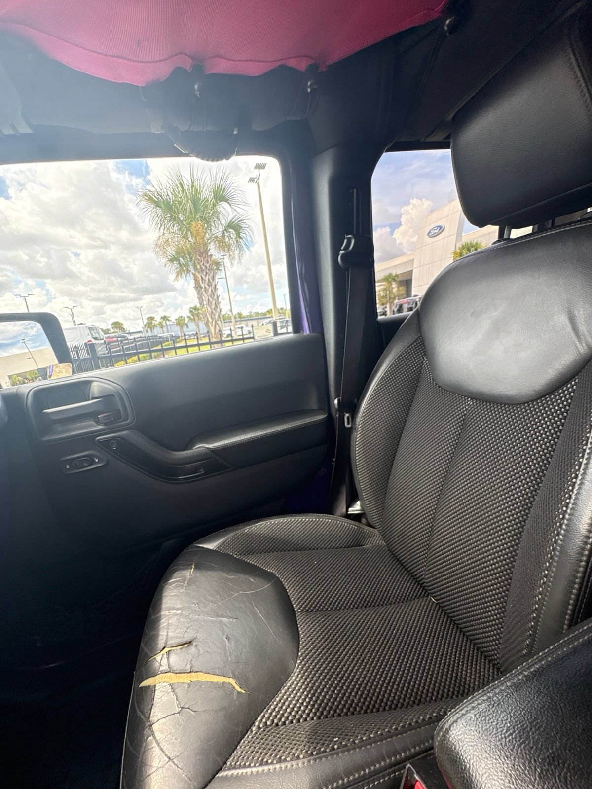 Used 2016 Jeep Wrangler Unlimited Sahara AWD/4WD image 30