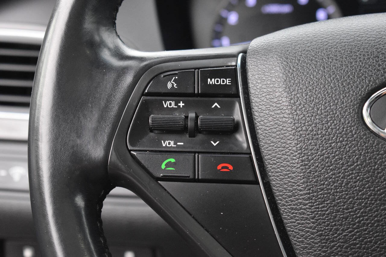 Used 2015 Hyundai Sonata Limited w/ Option Group 06 image 21