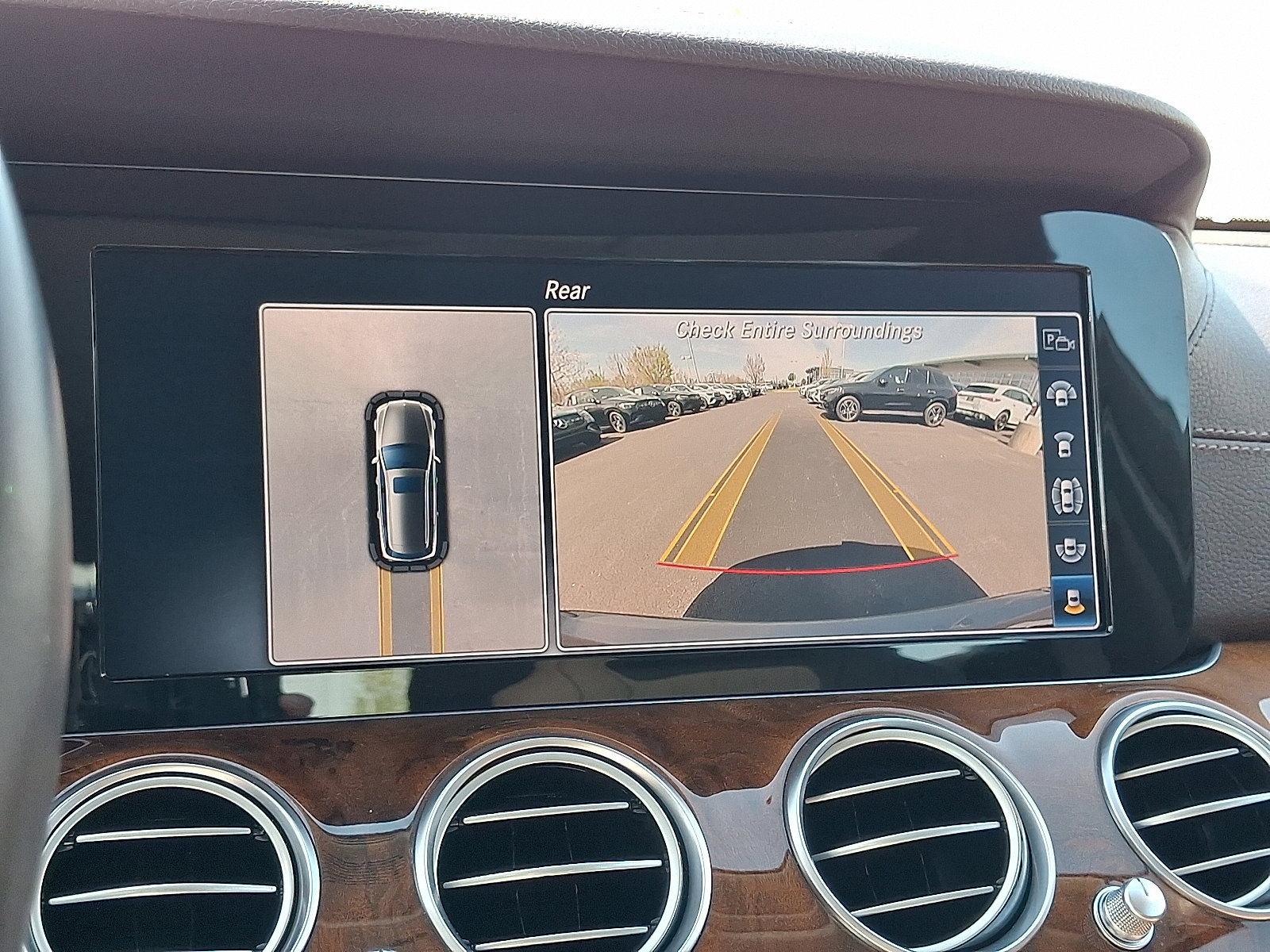 Used 2019 Mercedes-Benz E 450 4MATIC Wagon image 20