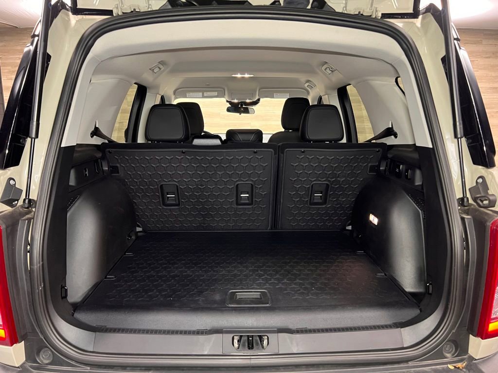 Used 2024 Ford Bronco Sport Badlands image 17