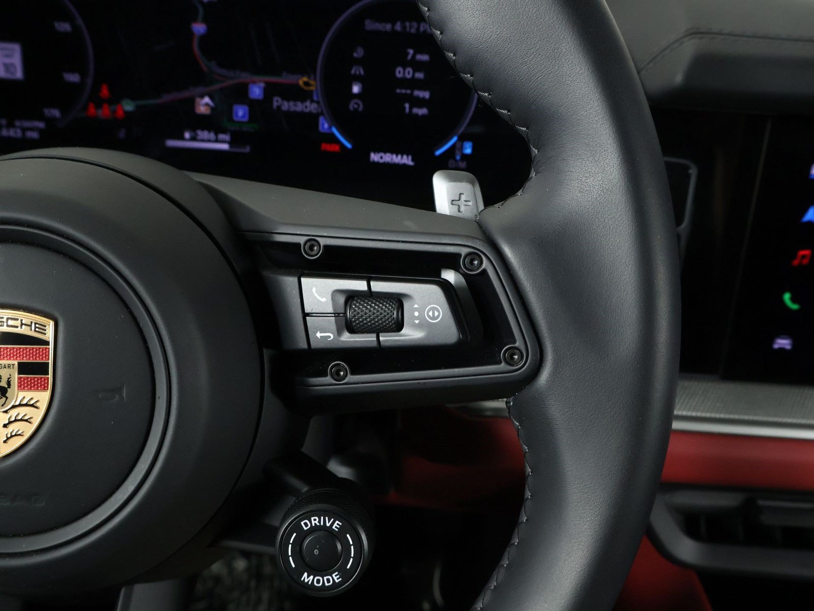 Certified 2026 Porsche Cayenne Coupe AWD/4WD image 15