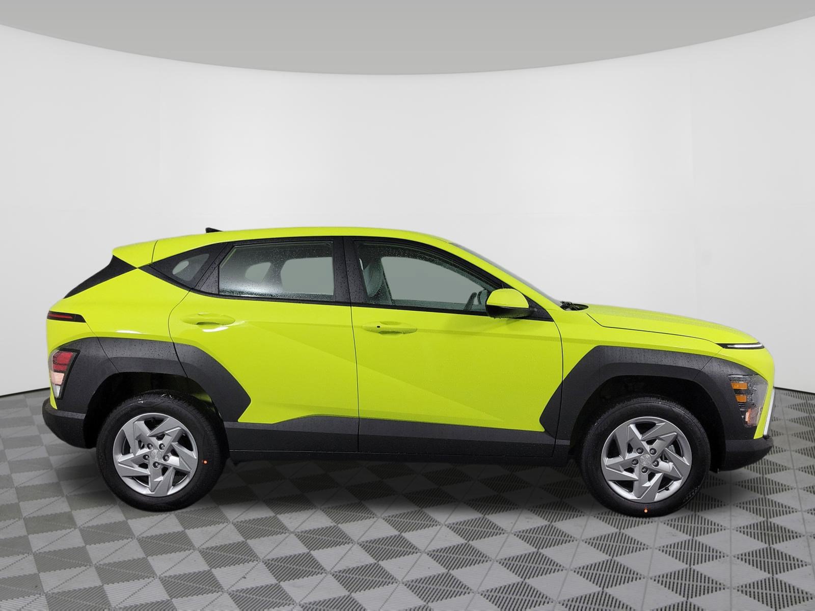 New 2026 Hyundai Kona SE AWD/4WD image 2