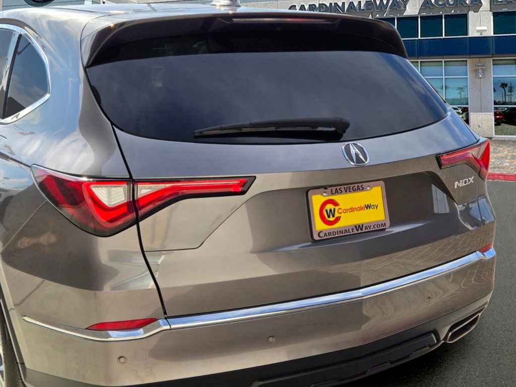 Certified 2024 Acura MDX FWD w/ Technology Package image 4
