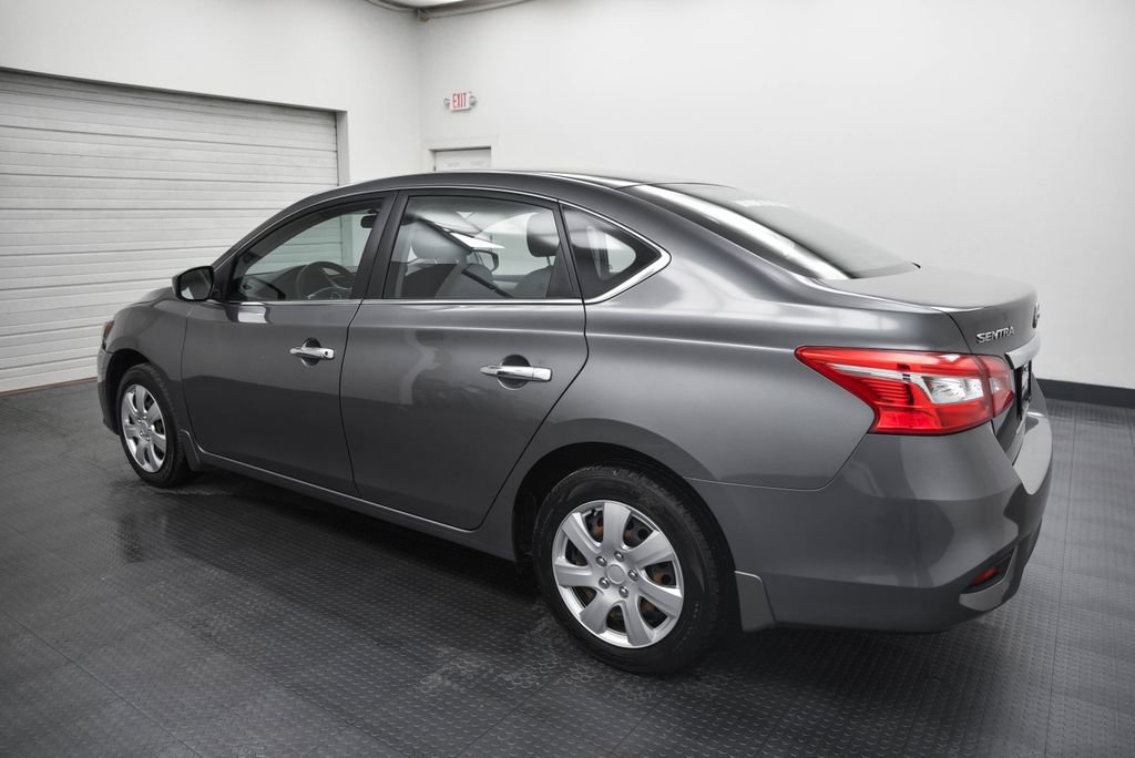 Used 2016 Nissan Sentra S image 6