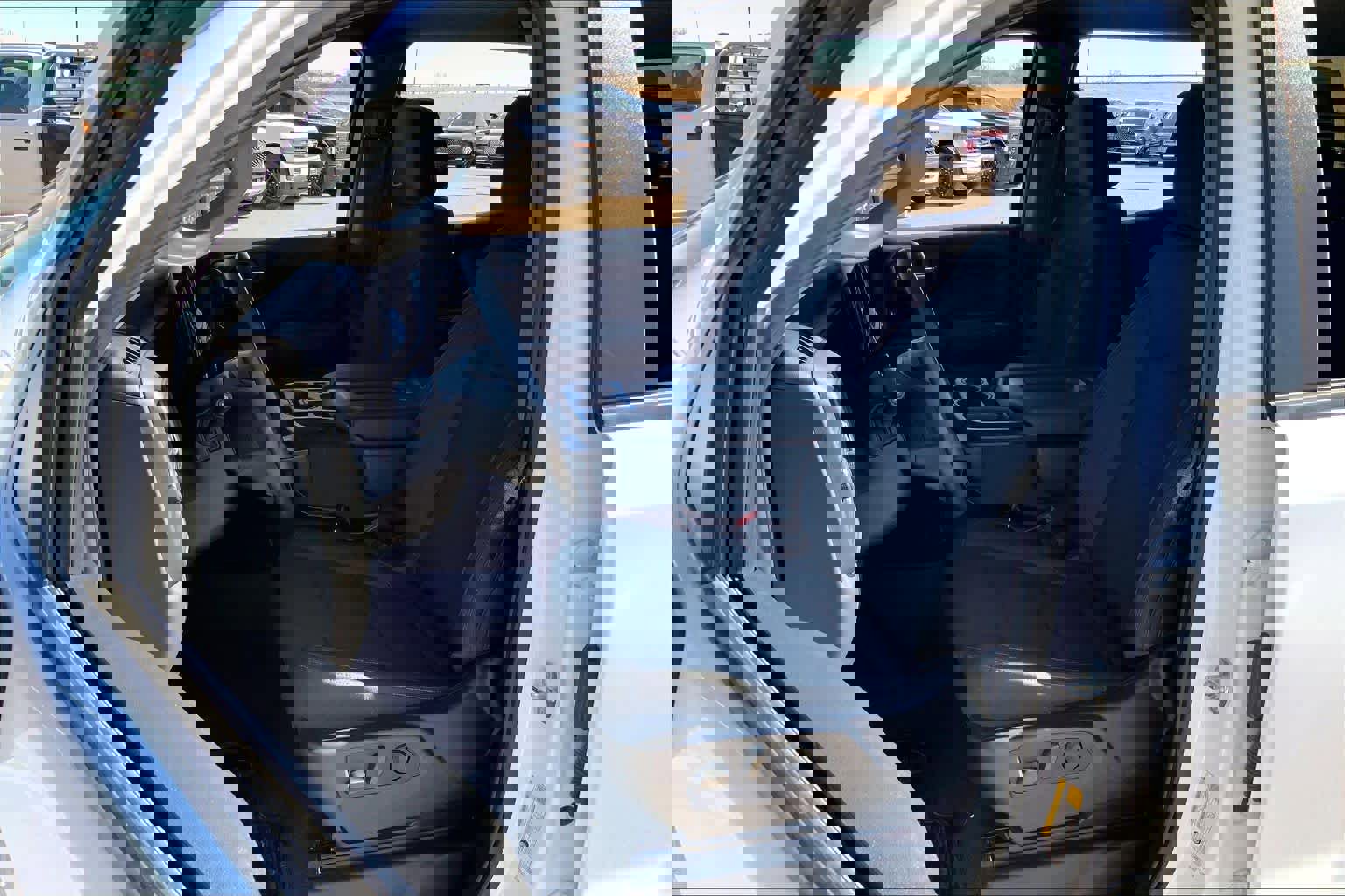 Used 2024 Chevrolet Silverado 1500 Custom image 8