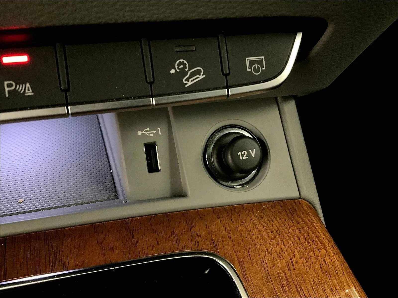 Used 2022 Audi Q5 2.0T Premium image 31