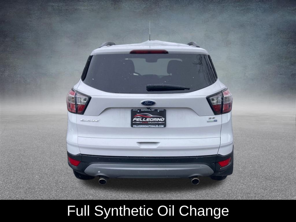 Used 2017 Ford Escape SE w/ Equipment Group 201A image 5
