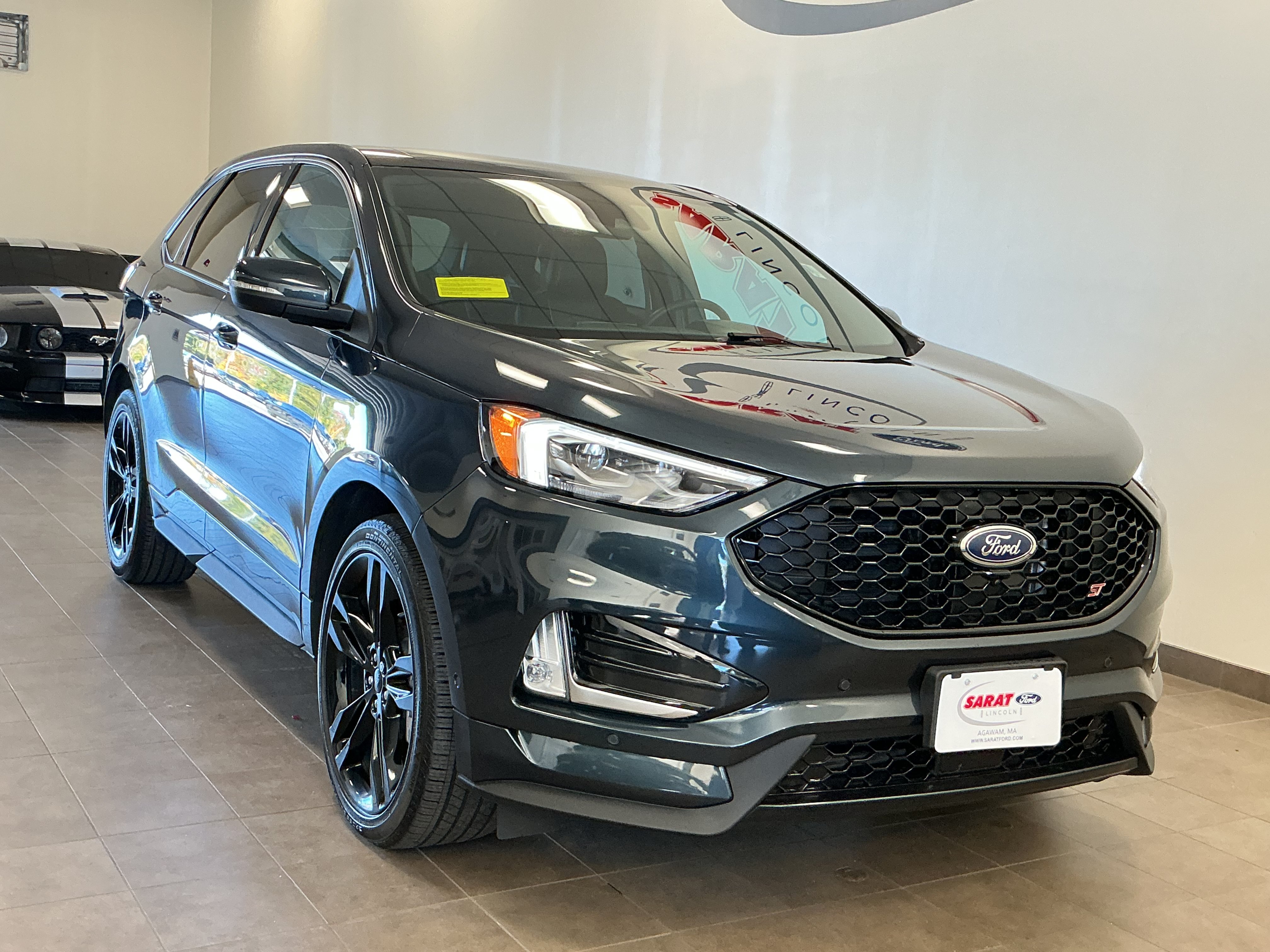 Used 2023 Ford Edge ST w/ Equipment Group 401A AWD/4WD image 2
