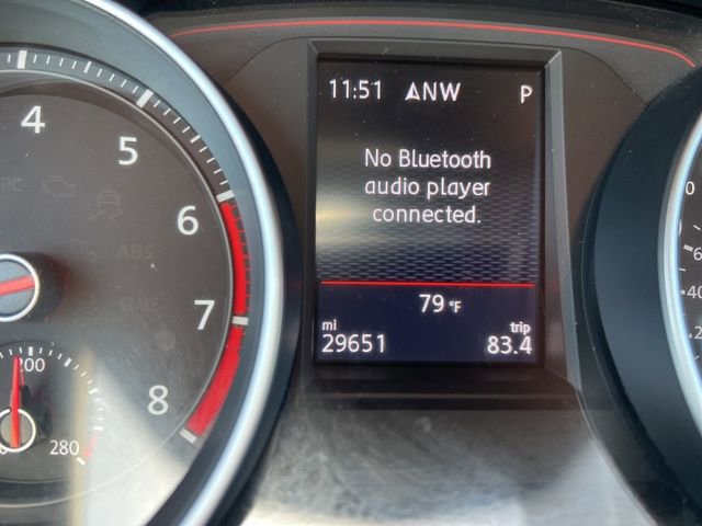 Used 2017 Volkswagen Golf 4-Door FWD image 10