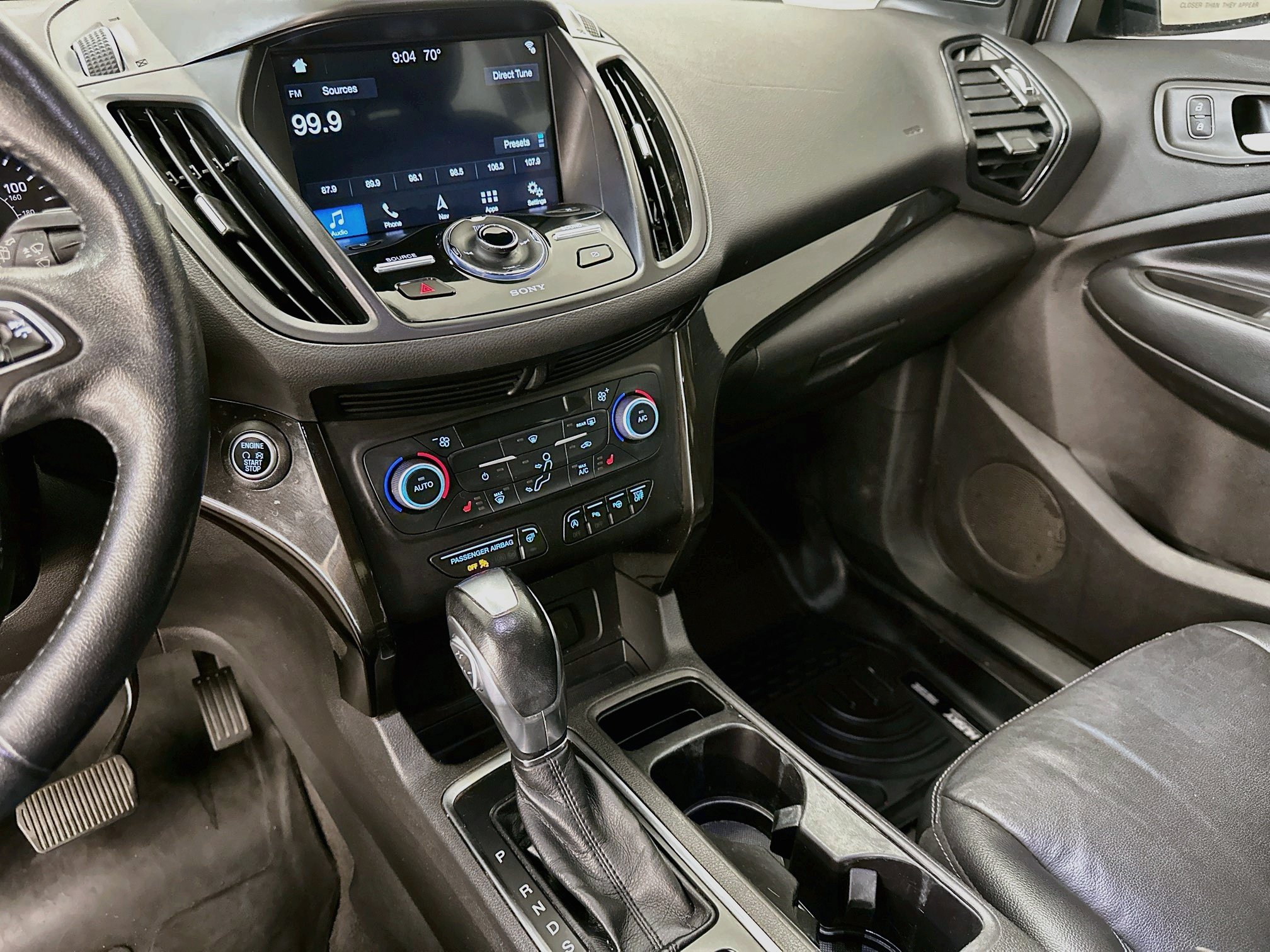 Used 2019 Ford Escape Titanium w/ U9j03 - Titanium Tow Package AWD/4WD image 26