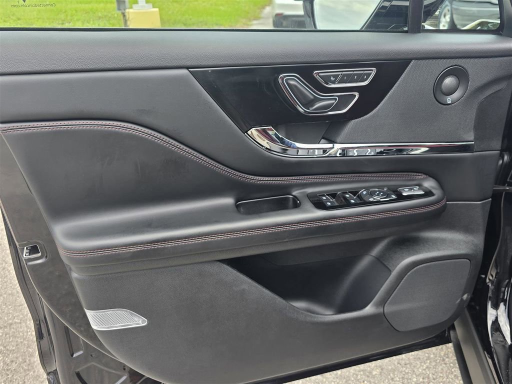 New 2025 Lincoln Corsair Grand Touring w/ Equipment Group 302A image 18