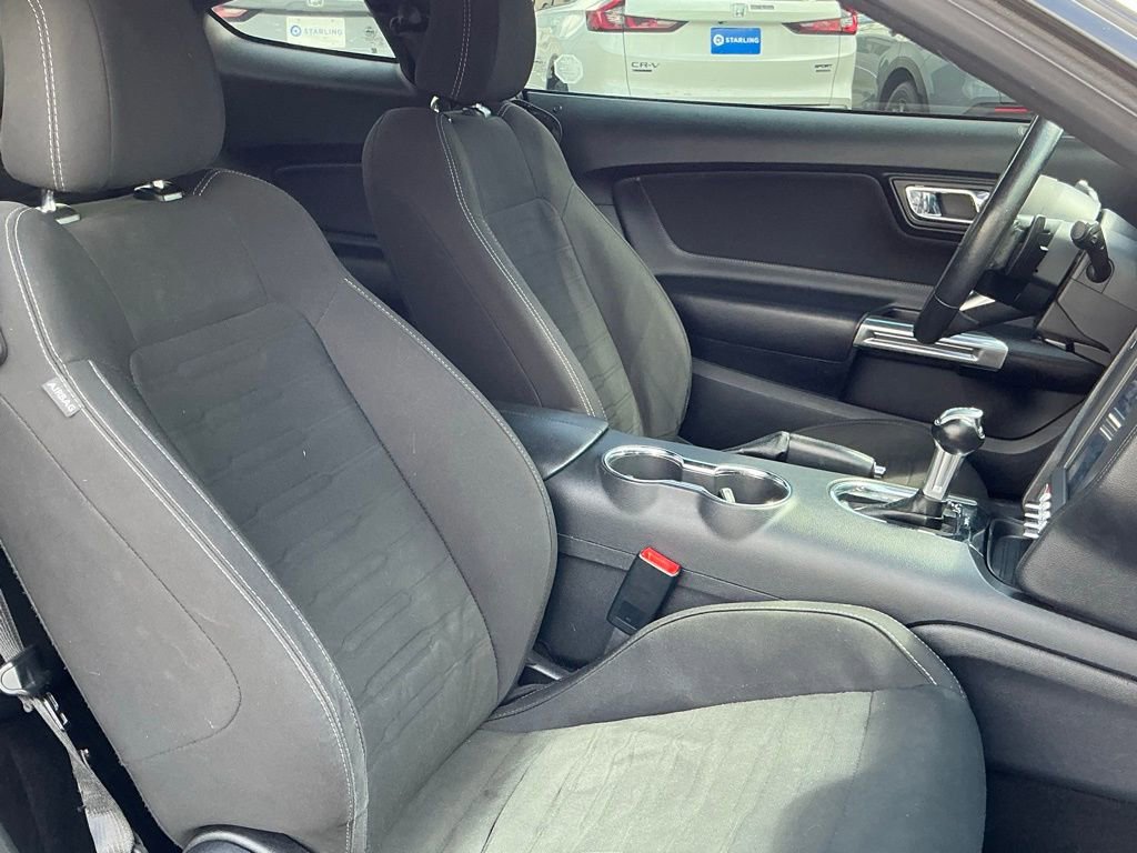 Used 2017 Ford Mustang Coupe image 15