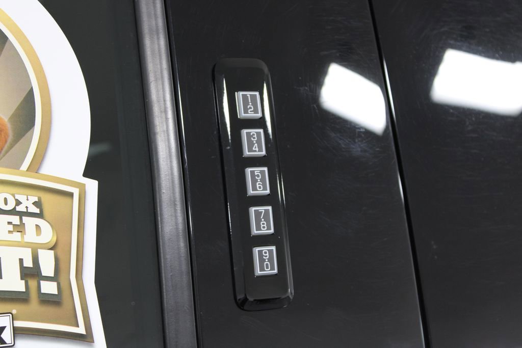 Used 2022 Ford F250 King Ranch w/ Tremor Off-Road Package image 23