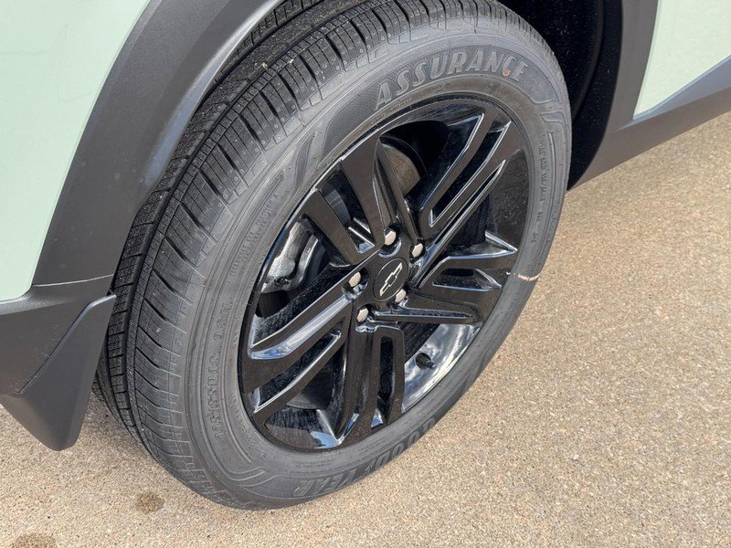 New 2026 Chevrolet Trax ACTIV w/ Sunroof Package image 4