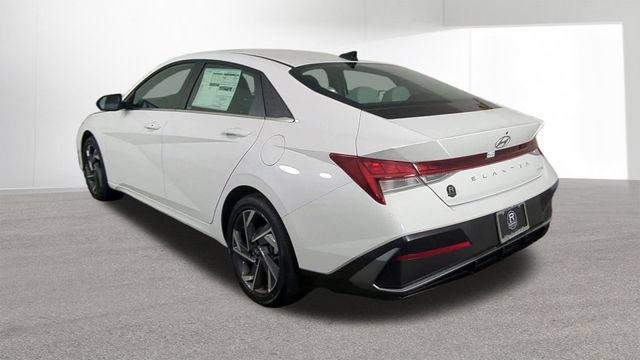 New 2026 Hyundai Elantra Limited FWD image 7