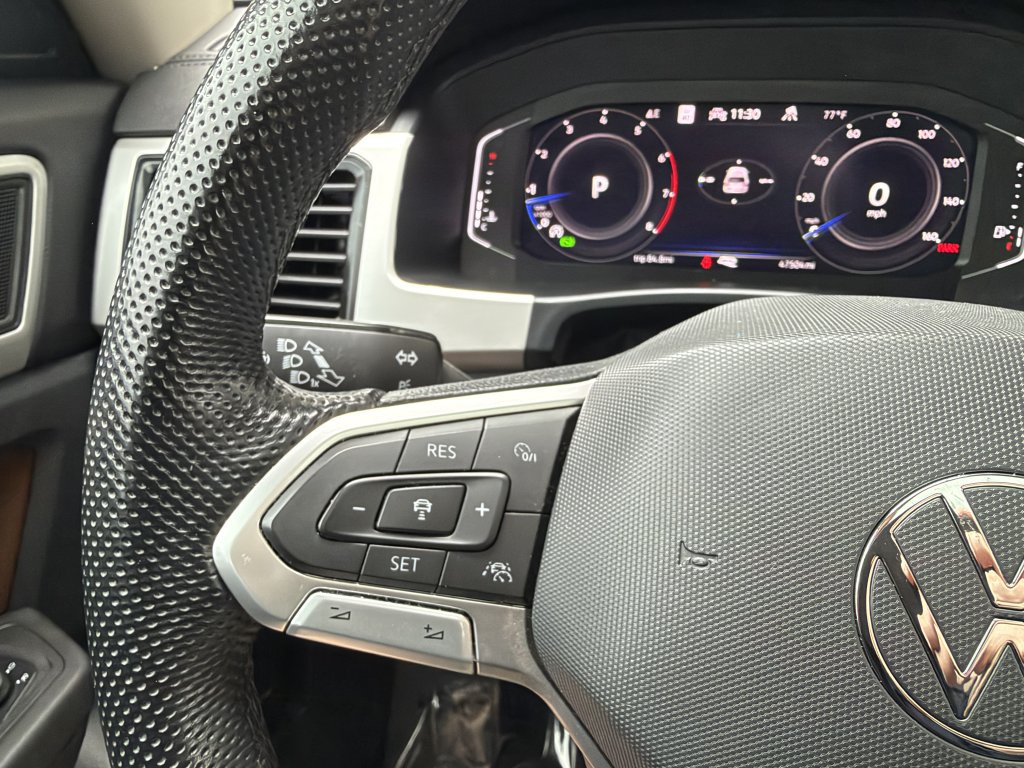 Used 2023 Volkswagen Atlas SEL R-Line AWD/4WD image 28