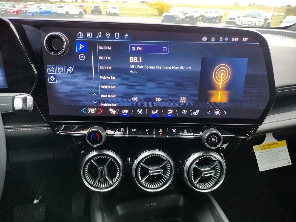 Used 2024 Chevrolet Blazer EV LT image 6