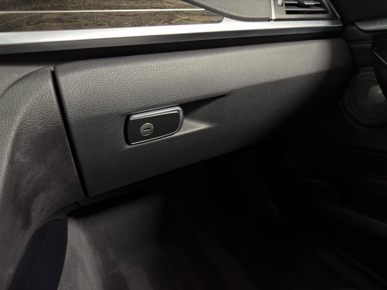 Used 2018 BMW 340i Gran Turismo xDrive AWD/4WD image 24