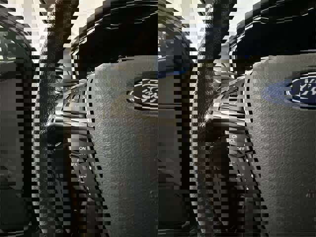 Used 2019 Ford Fusion SE image 8