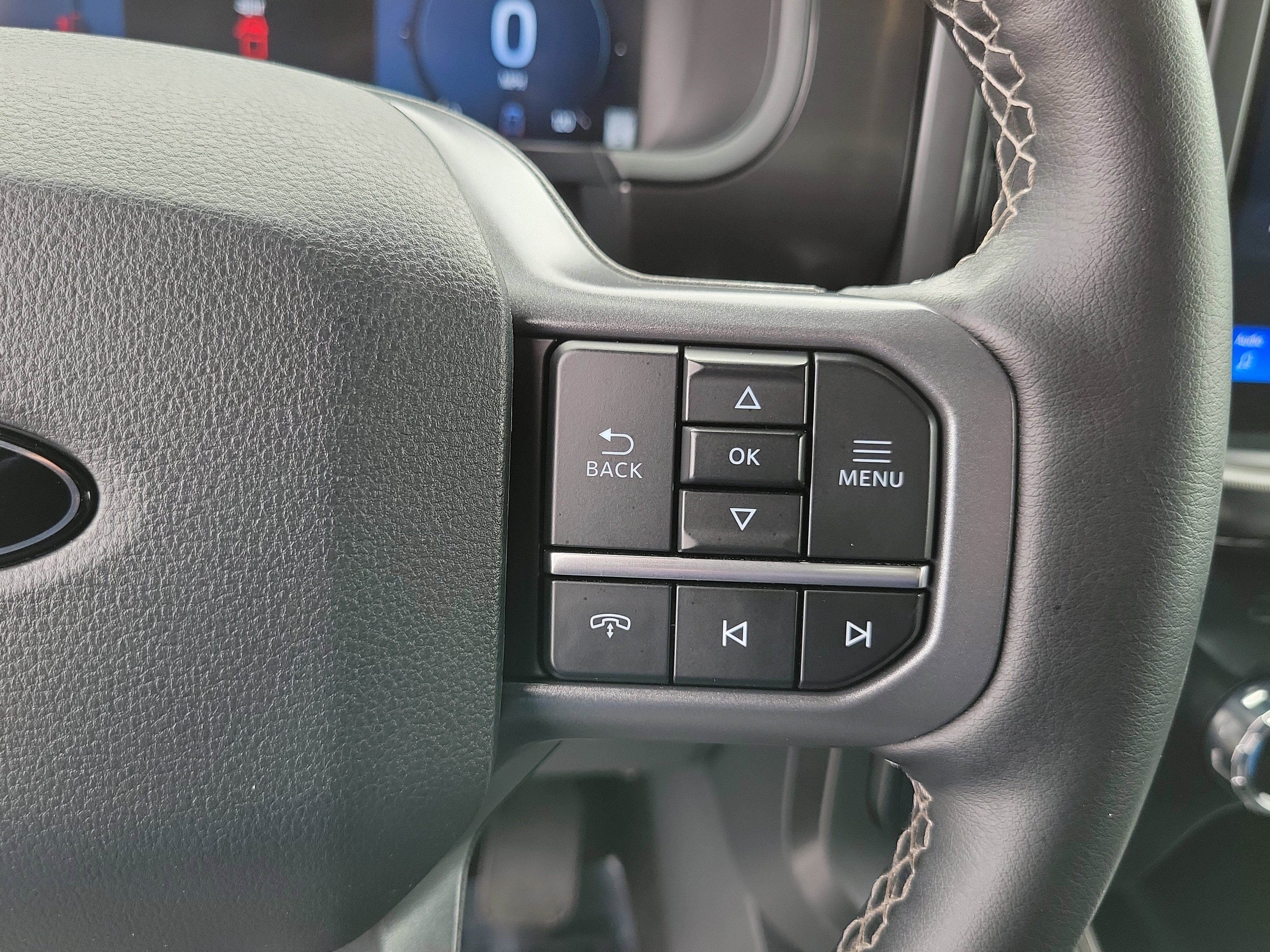 Used 2025 Ford F150 Lariat w/ FX4 Off-Road Package AWD/4WD image 21