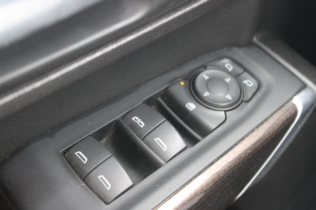 Used 2023 Chevrolet Silverado 2500 LT AWD/4WD image 47