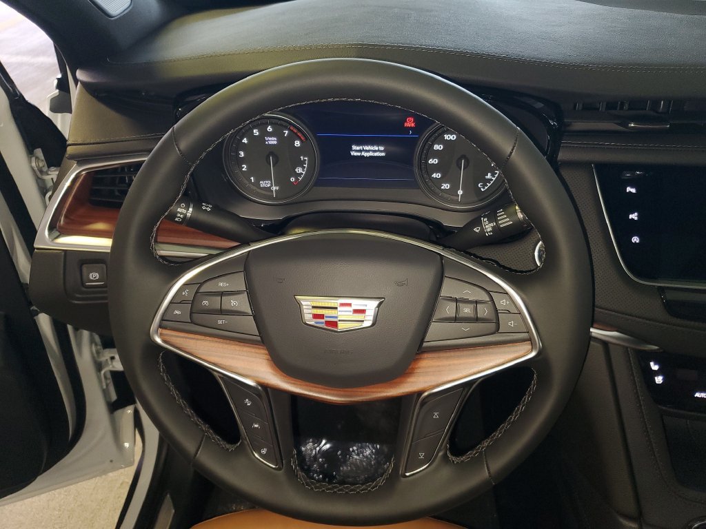 New 2026 Cadillac XT5 Premium Luxury w/ Driver Assist Package FWD image 18