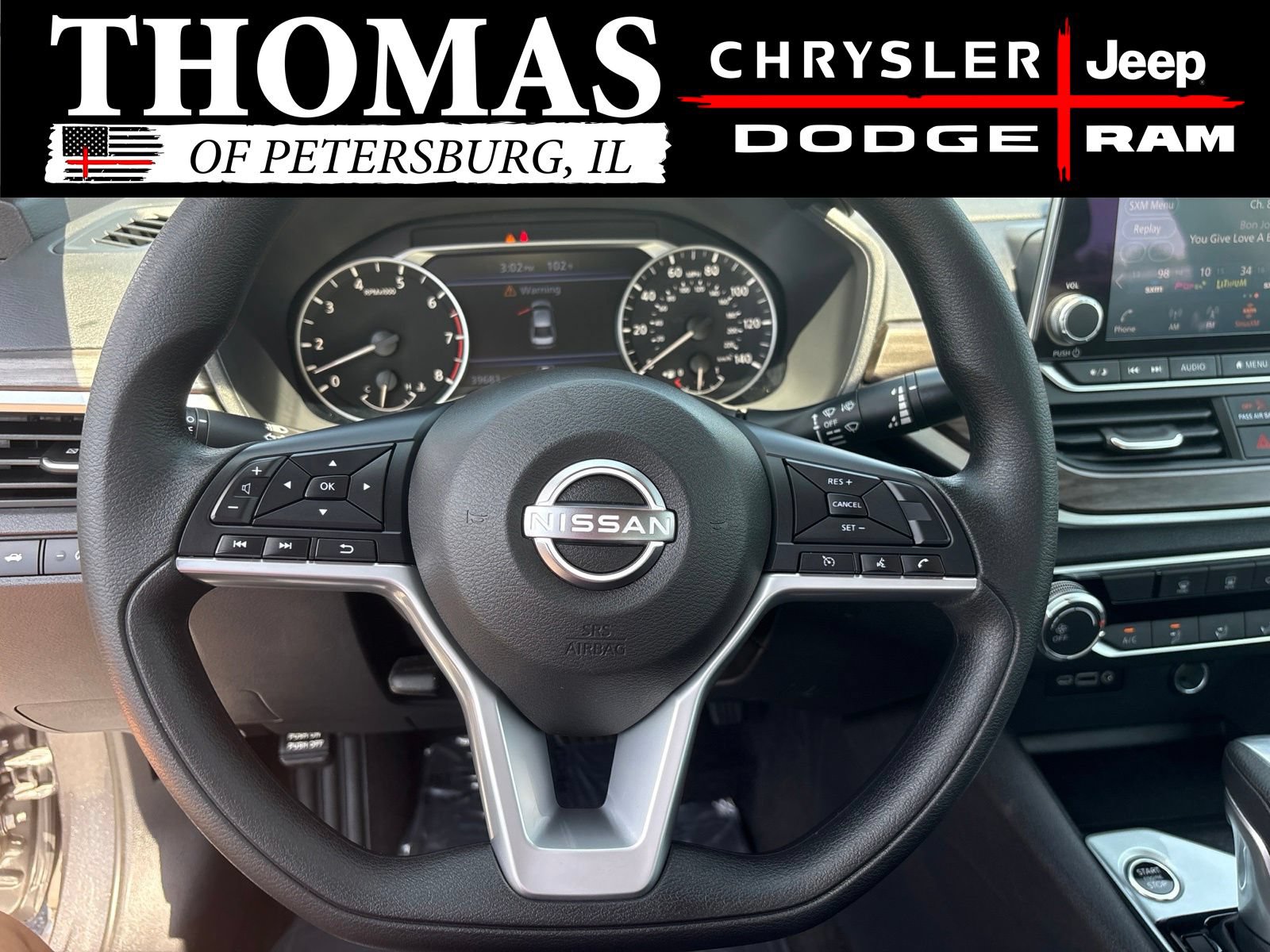 Used 2025 Nissan Altima 2.5 SV FWD image 12