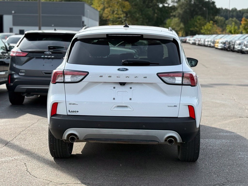 Certified 2020 Ford Escape SEL AWD/4WD image 32
