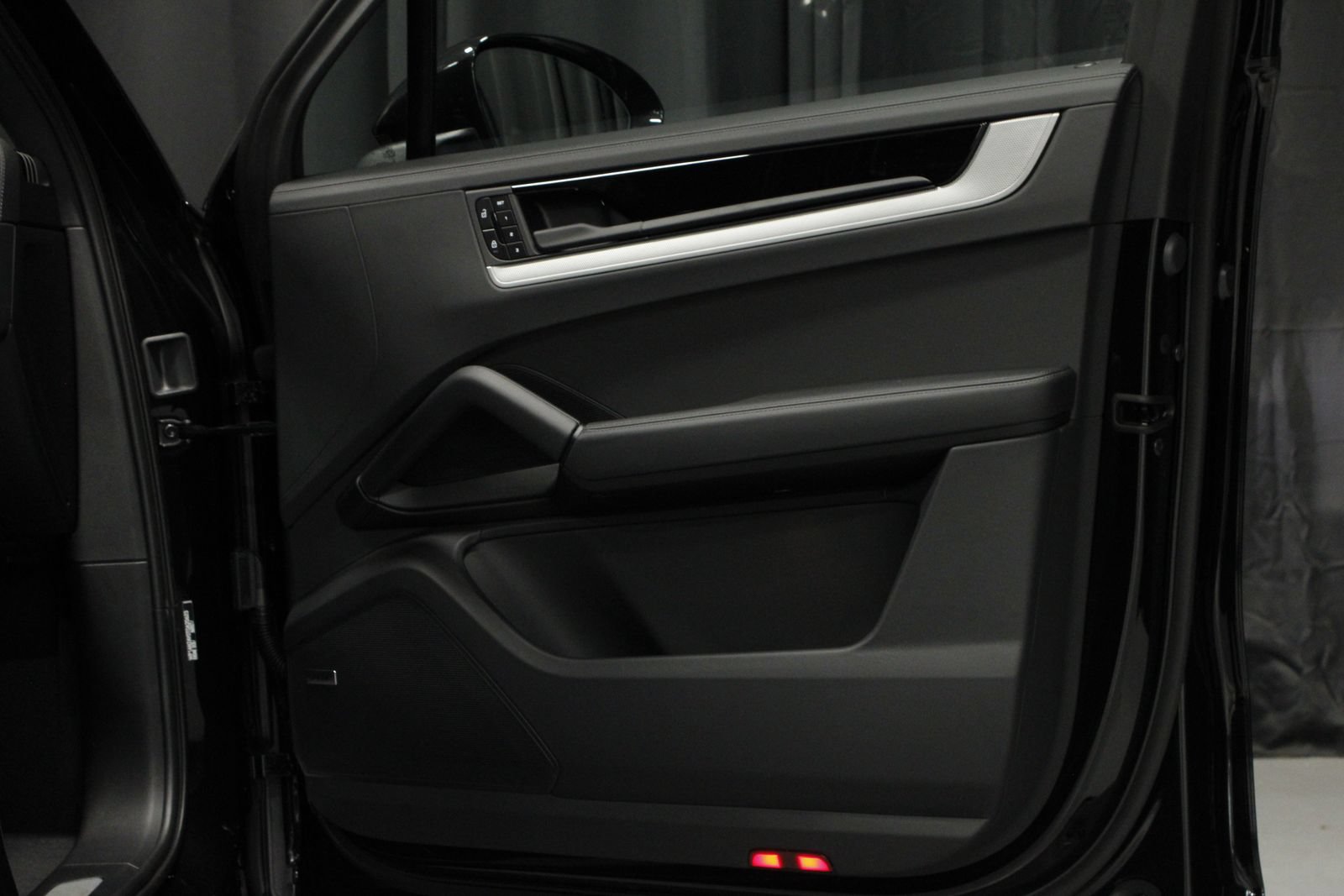New 2026 Porsche Cayenne S AWD/4WD image 16