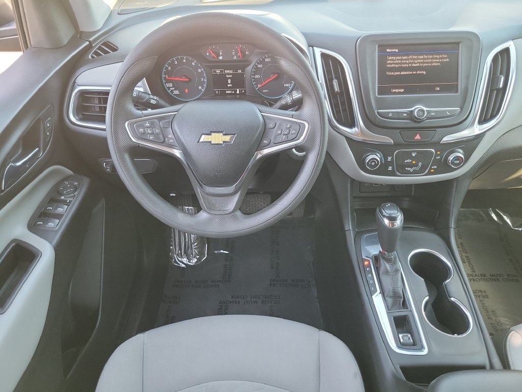 Used 2021 Chevrolet Equinox LS FWD image 4