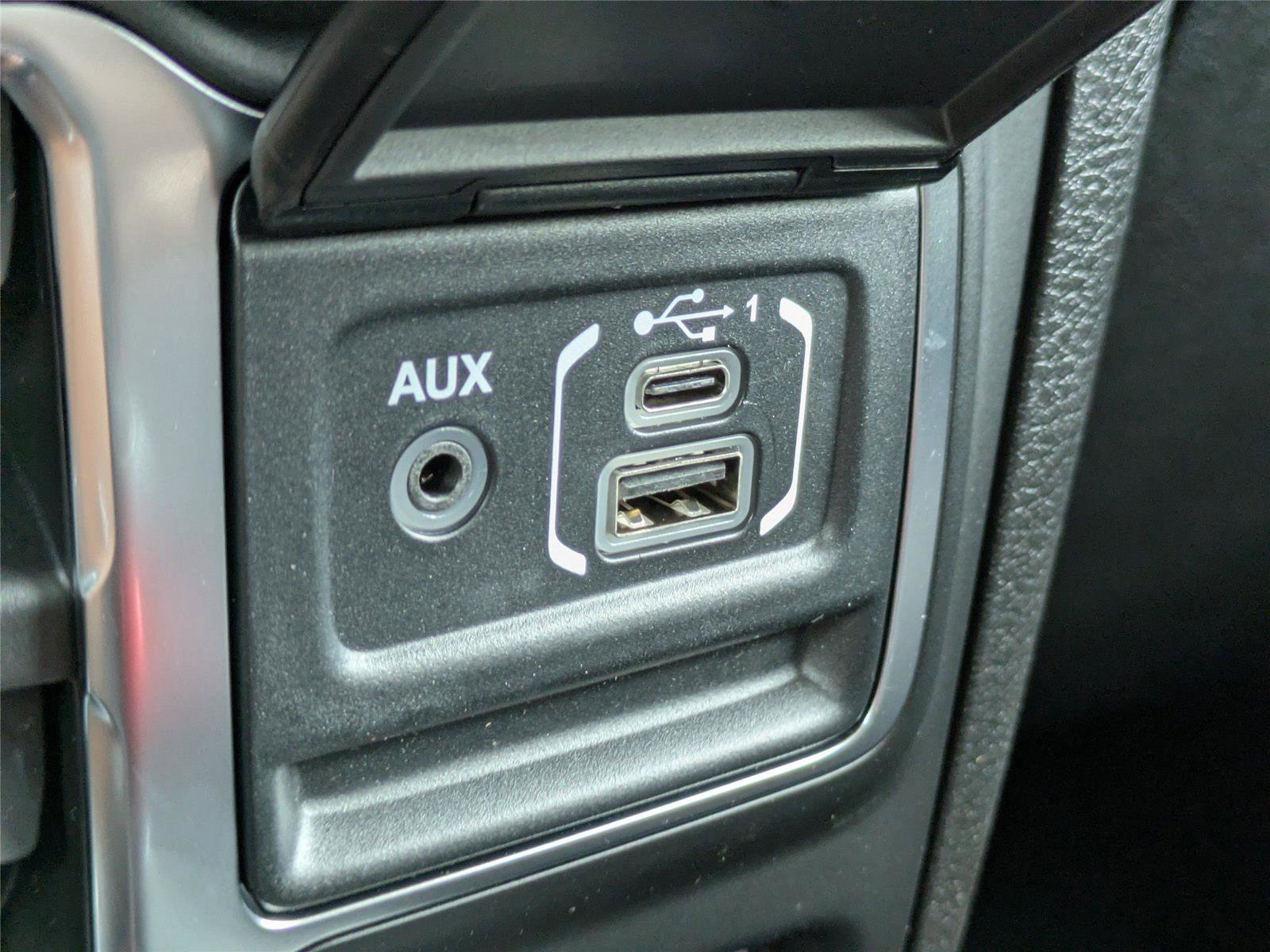 New 2026 Jeep Gladiator Mojave AWD/4WD image 23