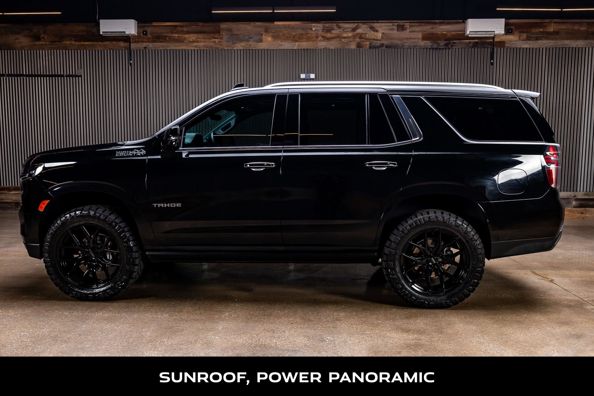Used 2024 Chevrolet Tahoe High Country AWD/4WD image 6