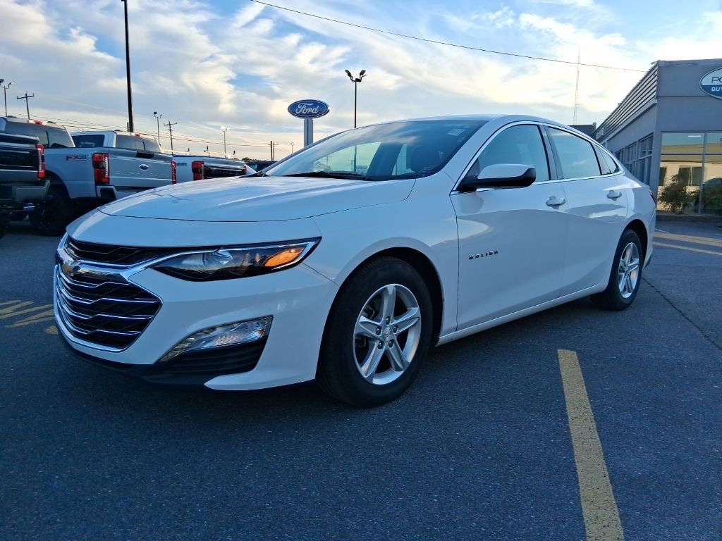 Used 2024 Chevrolet Malibu LT