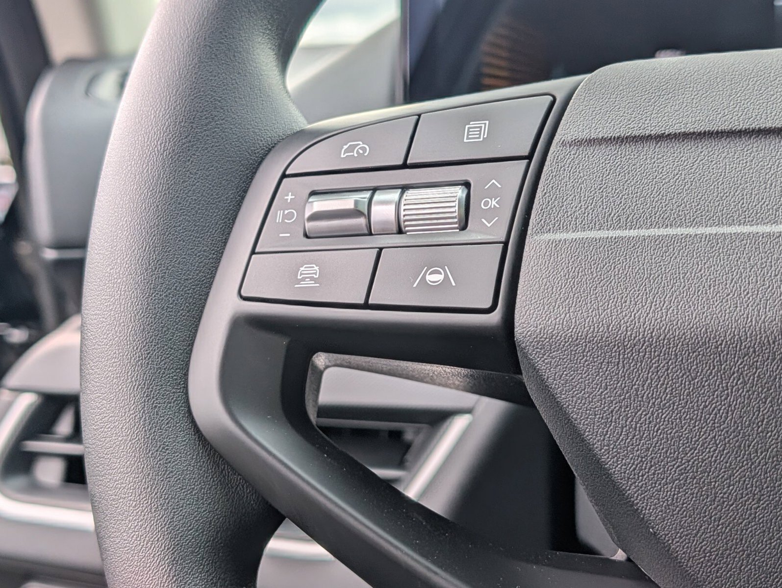 New 2026 Kia K4 FWD image 32