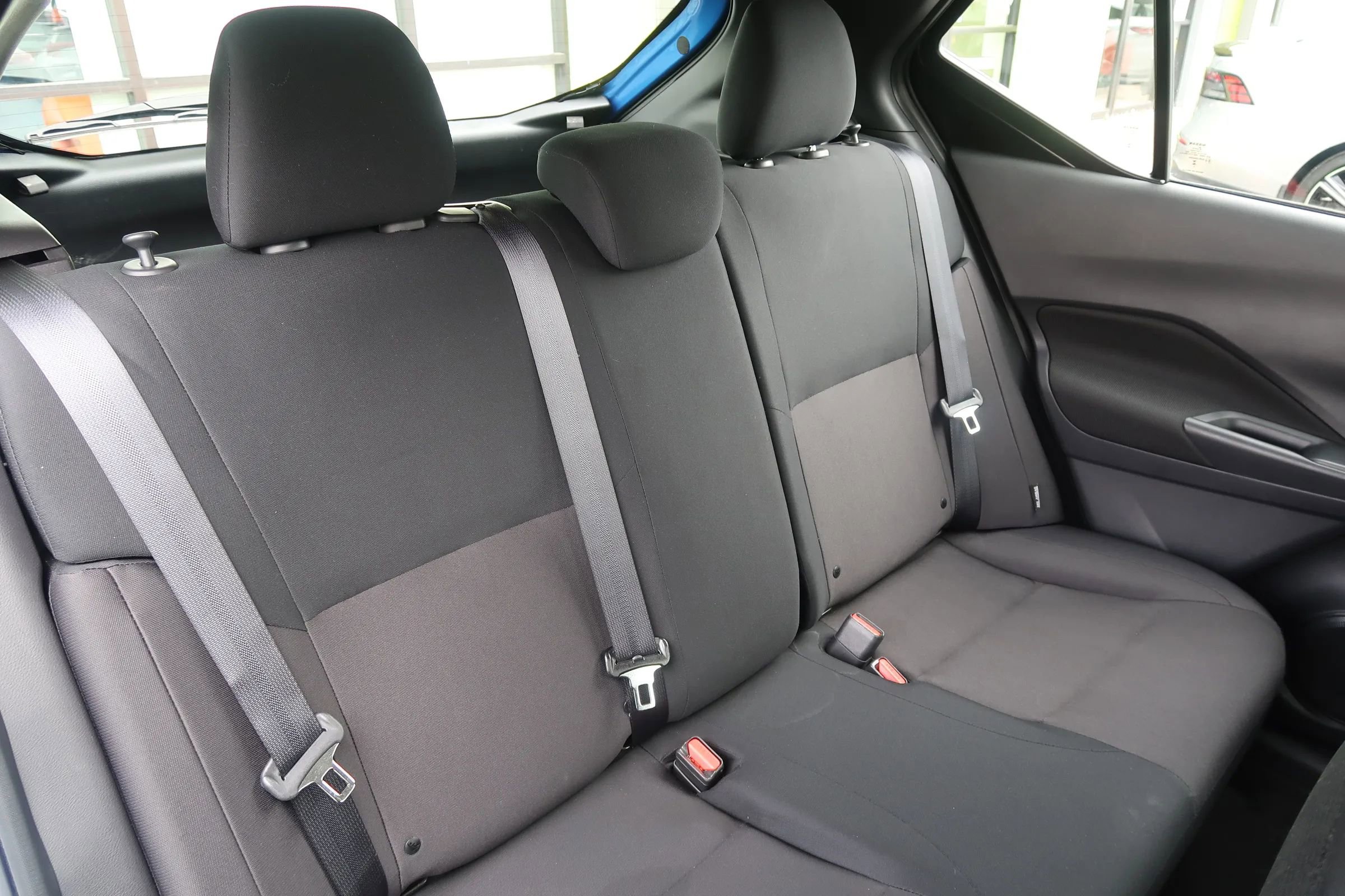 Used 2024 Nissan Kicks S image 24