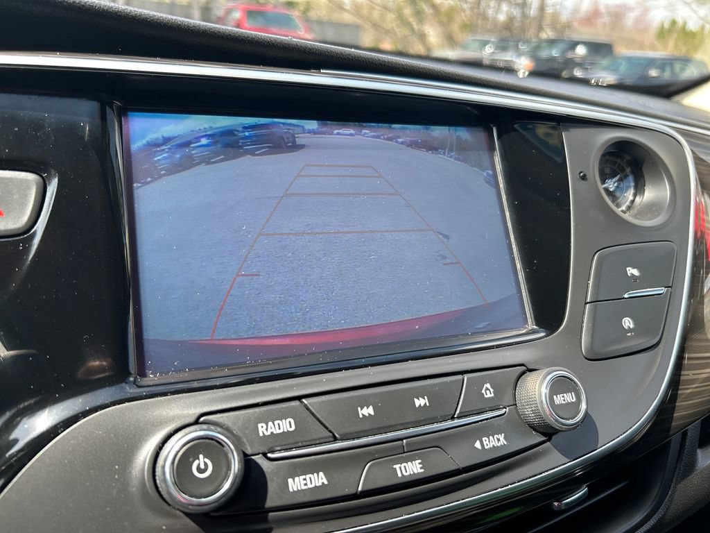 Used 2020 Buick Envision Essence FWD image 34