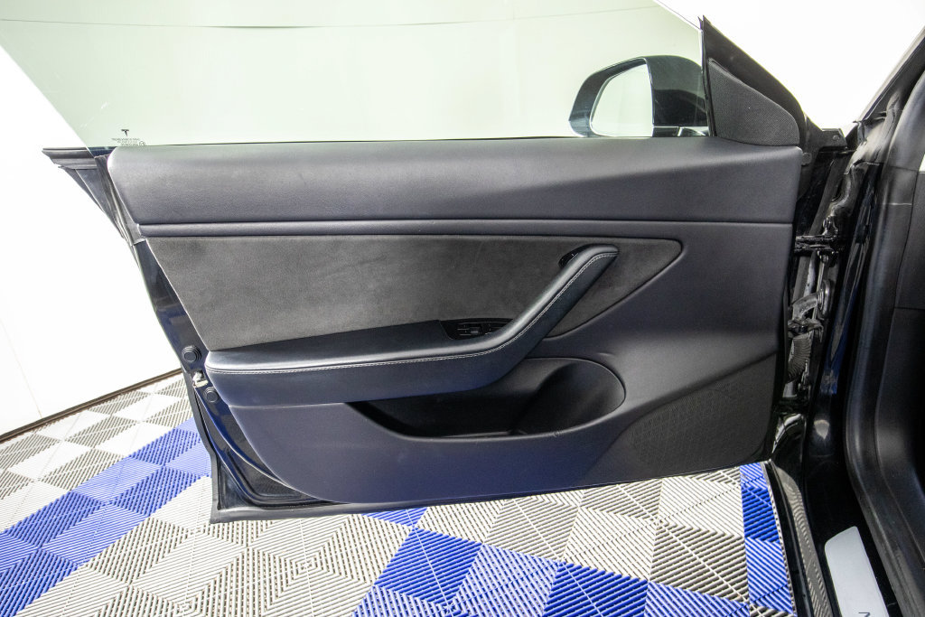 Used 2019 Tesla Model 3 Standard Range Plus RWD image 13