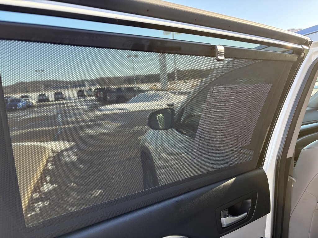 Used 2017 Toyota Highlander XLE image 20