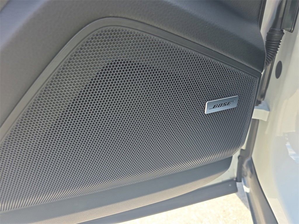 Certified 2025 Porsche Cayenne image 27