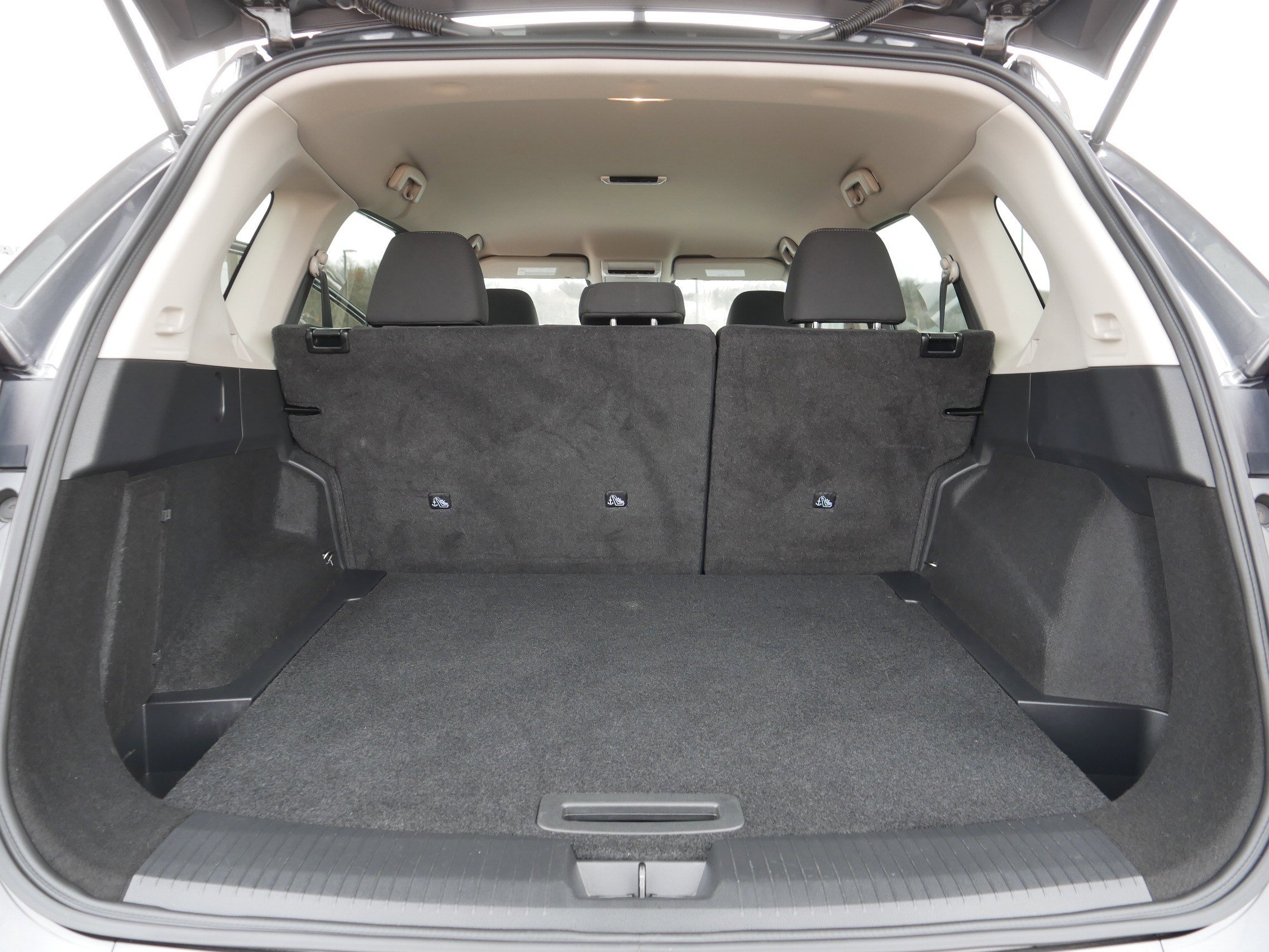 Used 2024 Nissan Rogue S image 18