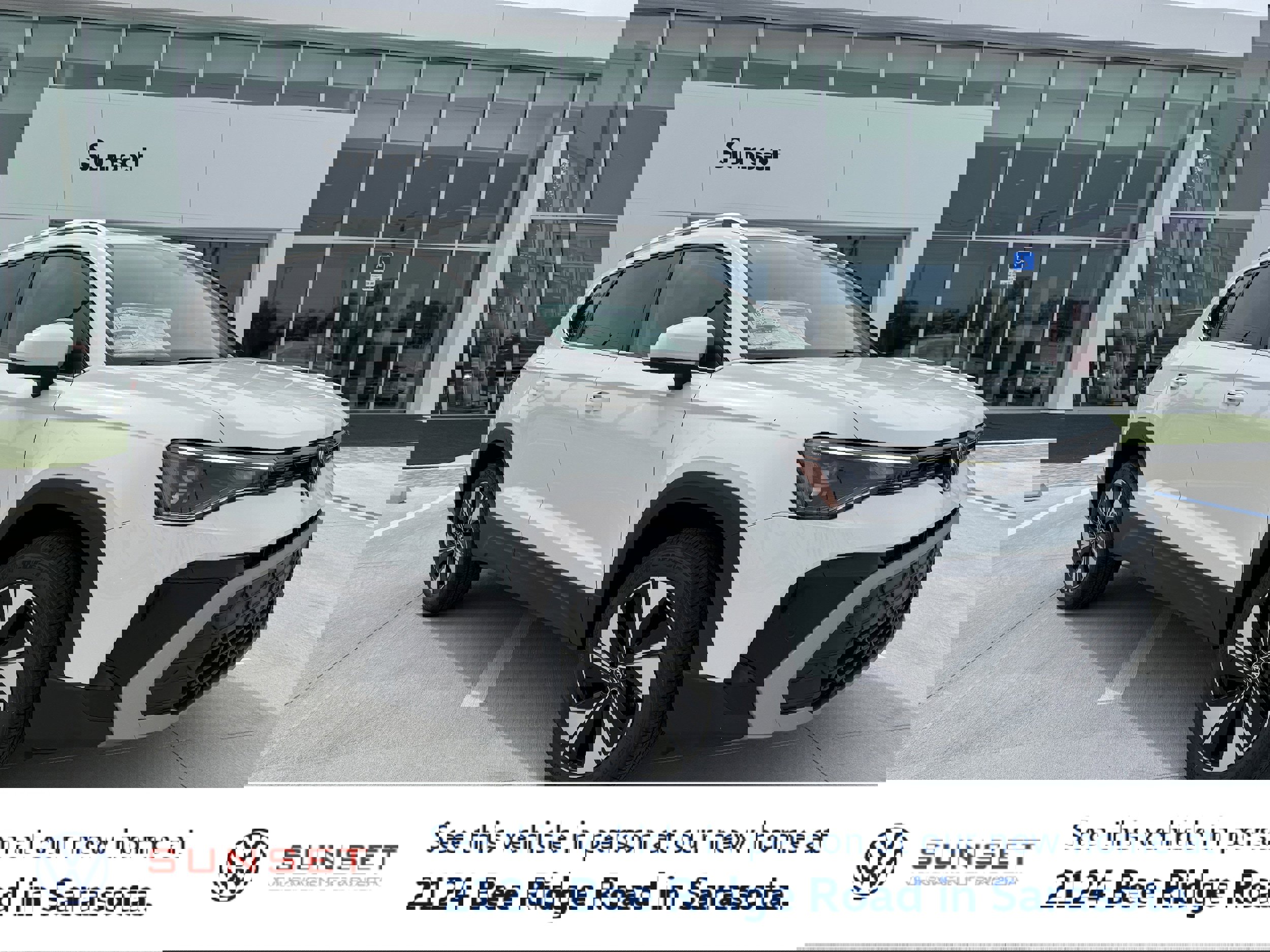 New 2025 Volkswagen Taos SE